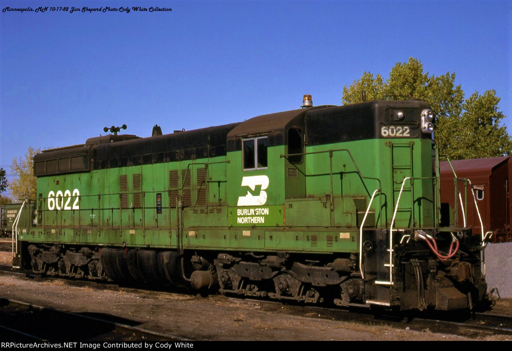 Burlington Northern SD7 6022